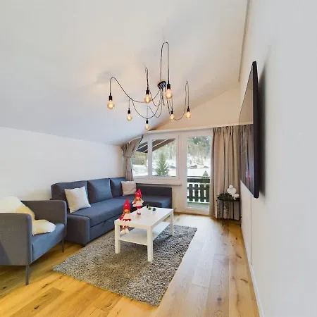 Majestic View Alpine Retreat