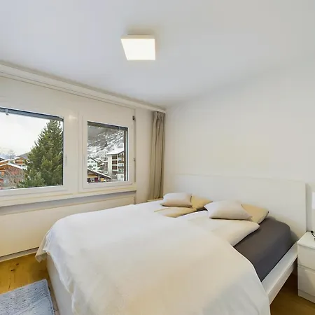 Majestic View Alpine Retreat Apartment Tasch