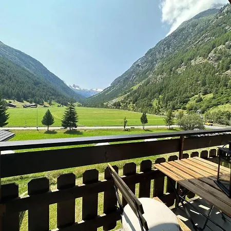 Majestic View Alpine Retreat